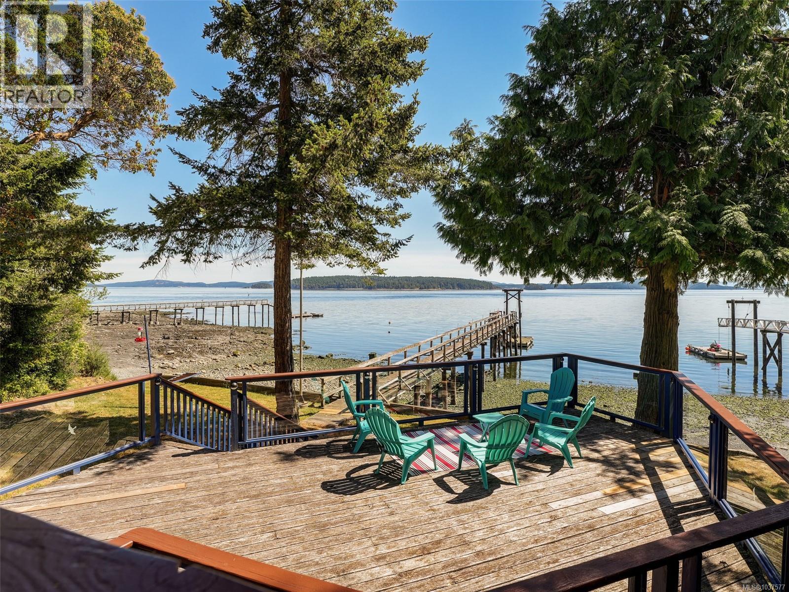  85 McKenzie Crescent, Piers Island
