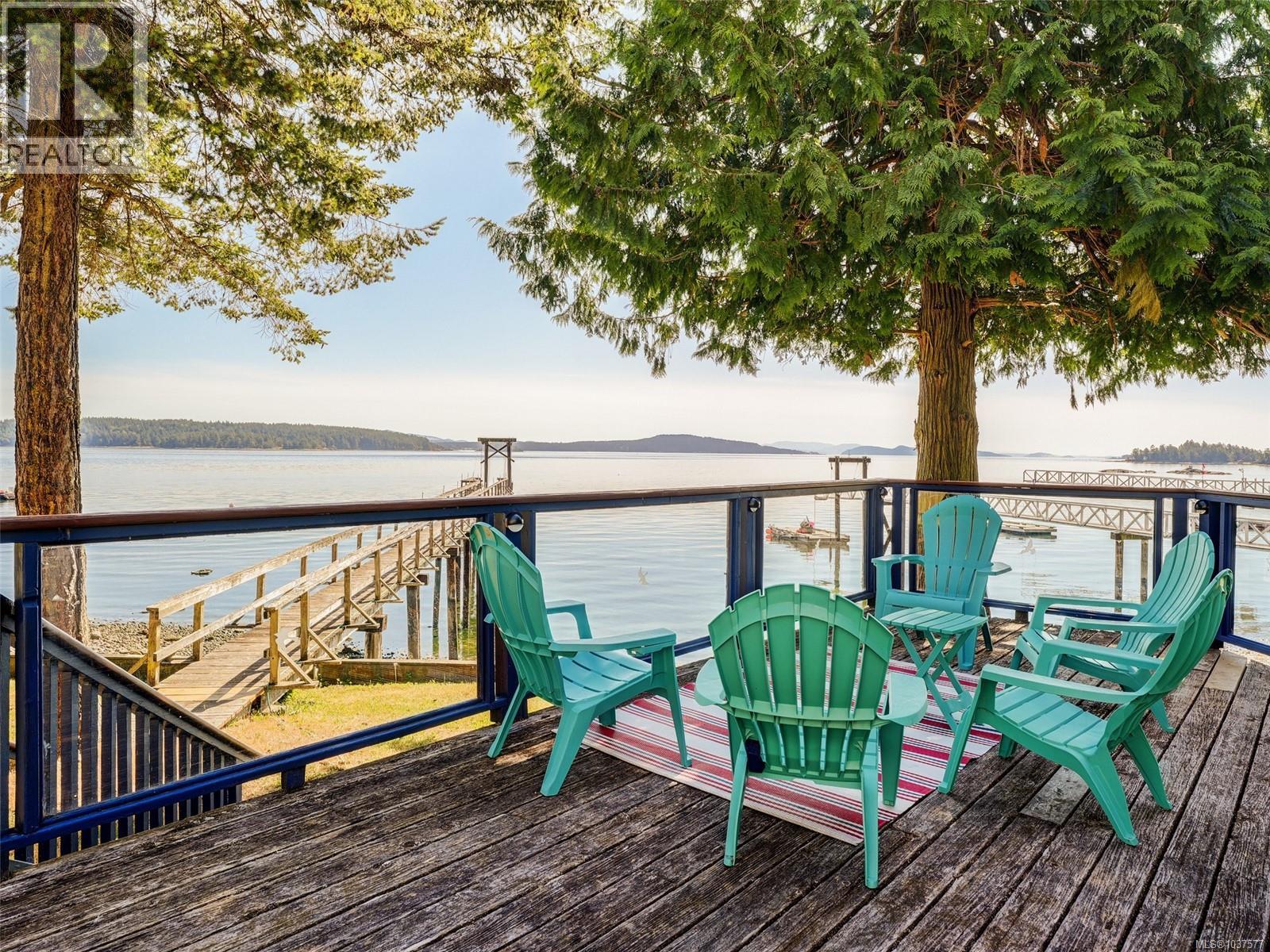 85 McKenzie Crescent, Piers Island