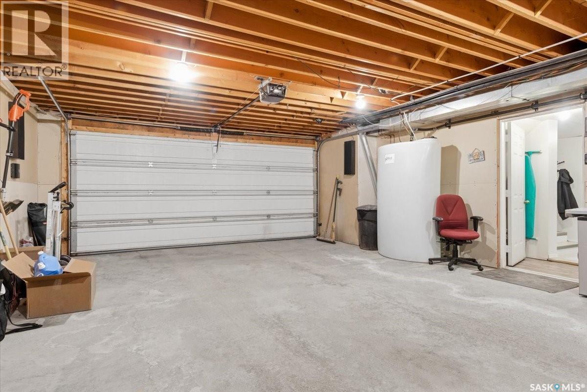262 Raven AVENUE - 19
