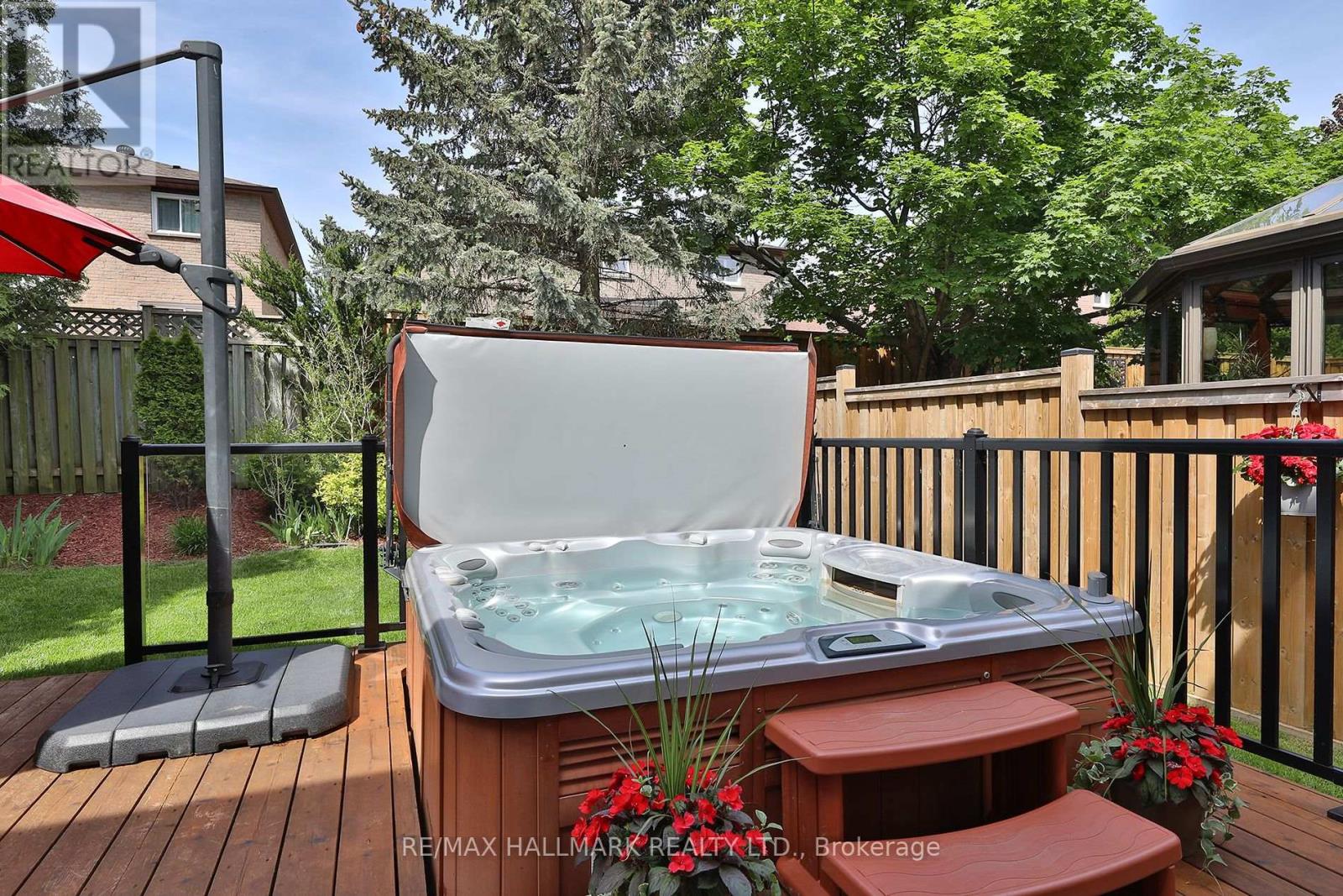 12 BOWES GARDEN COURT - 33