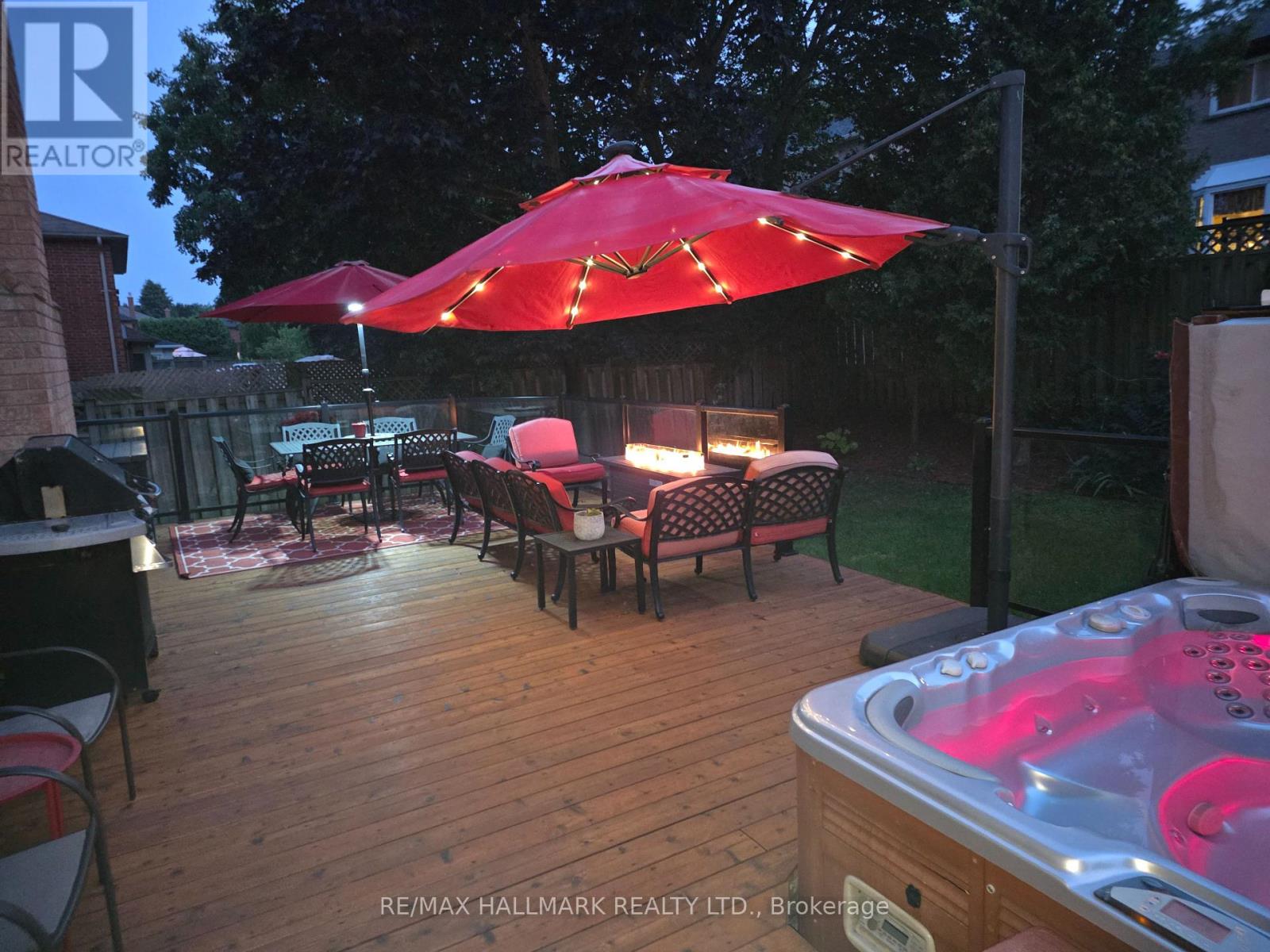 12 BOWES GARDEN COURT - 37
