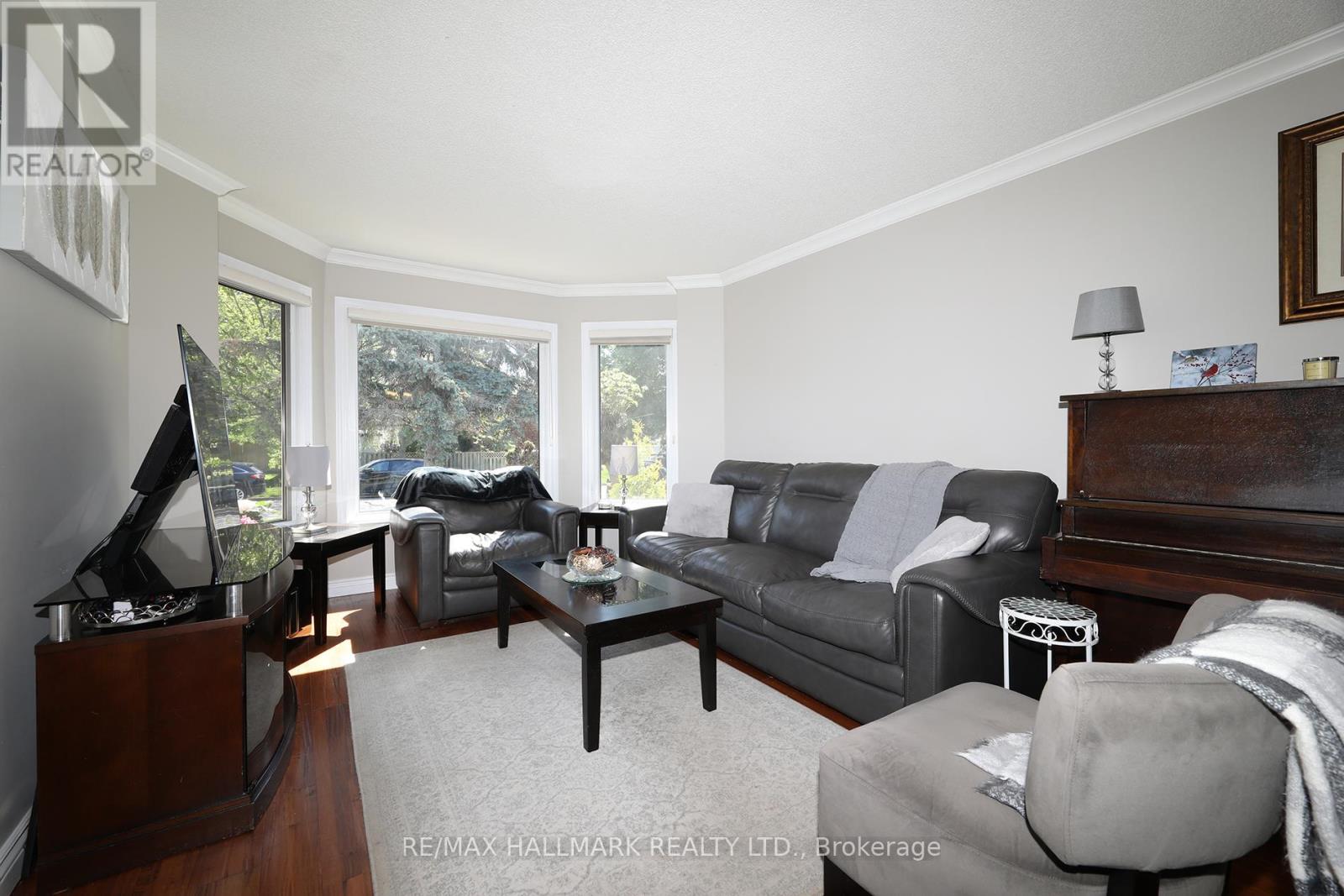12 BOWES GARDEN COURT - 6
