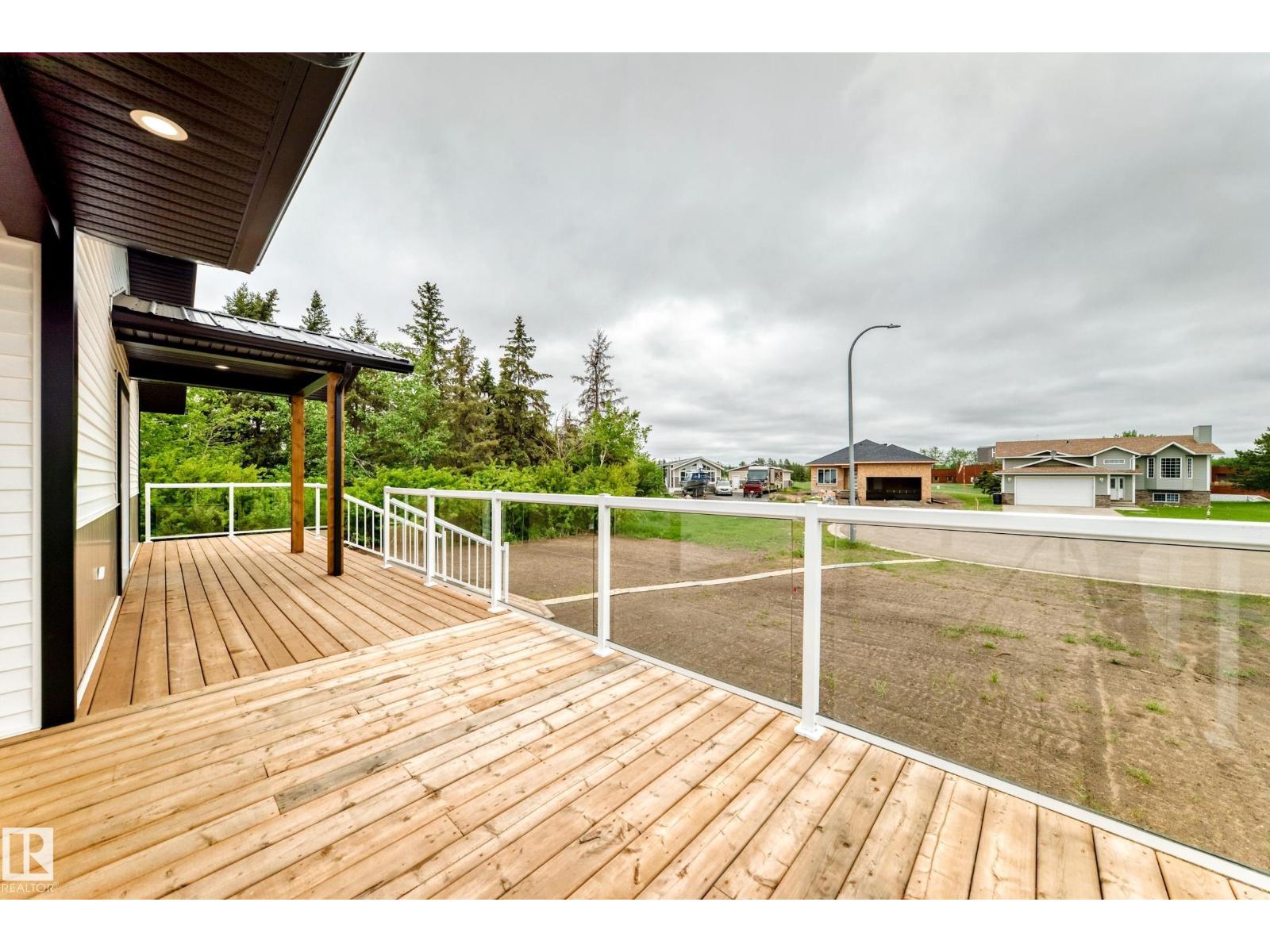 5608 45 ST - 47