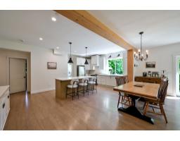 9933 Watt Street, Mission, BC V2V0B6 Photo 8