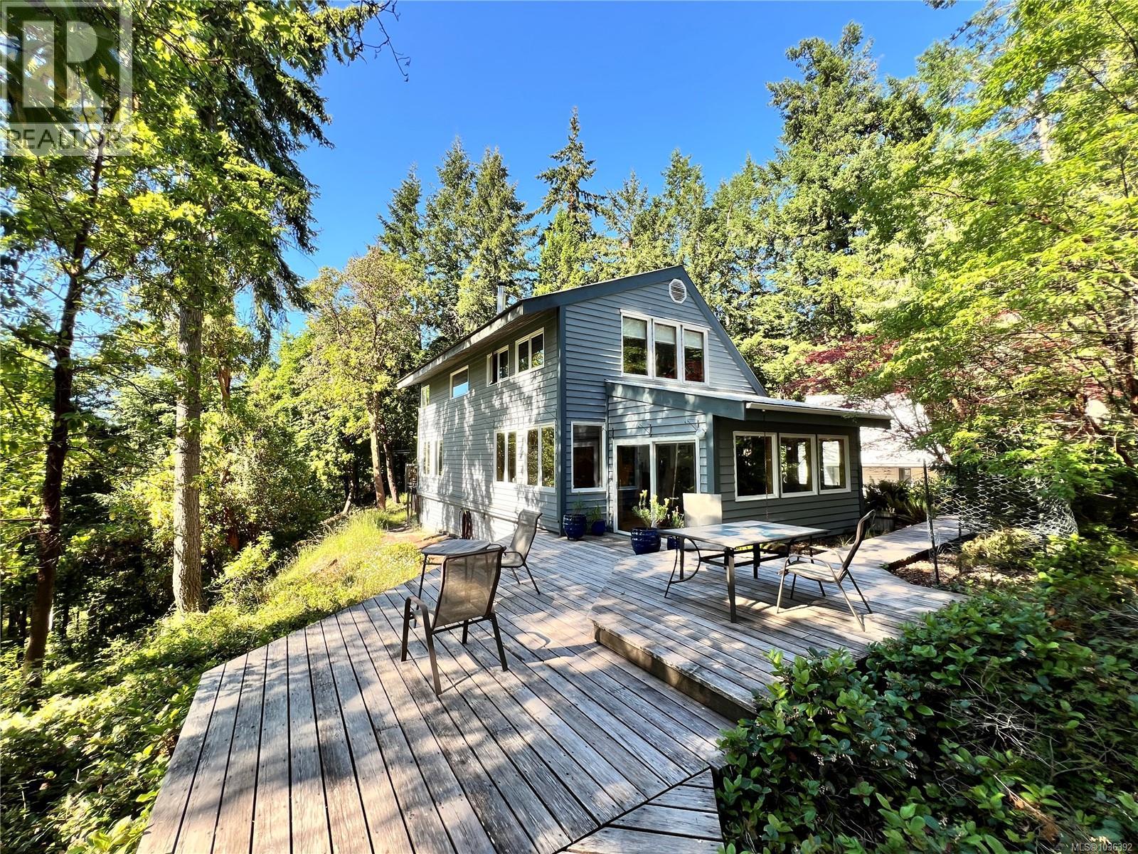 130 Lawnhill Dr - 27