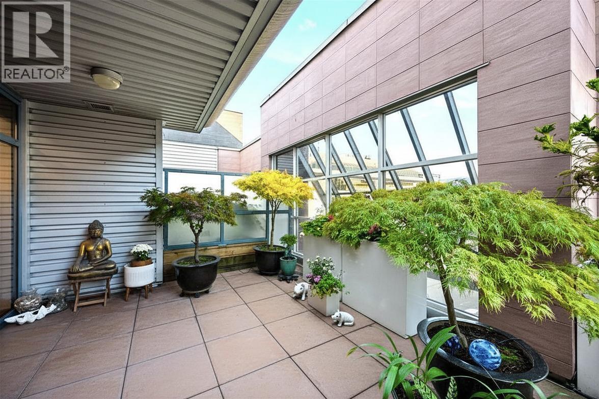 2 Bed, 2 Bath Apartment for Sale in Vancouver – 202 1750 W 2ND AVENUE, Vancouver – MLS# R3126374 - Image 11