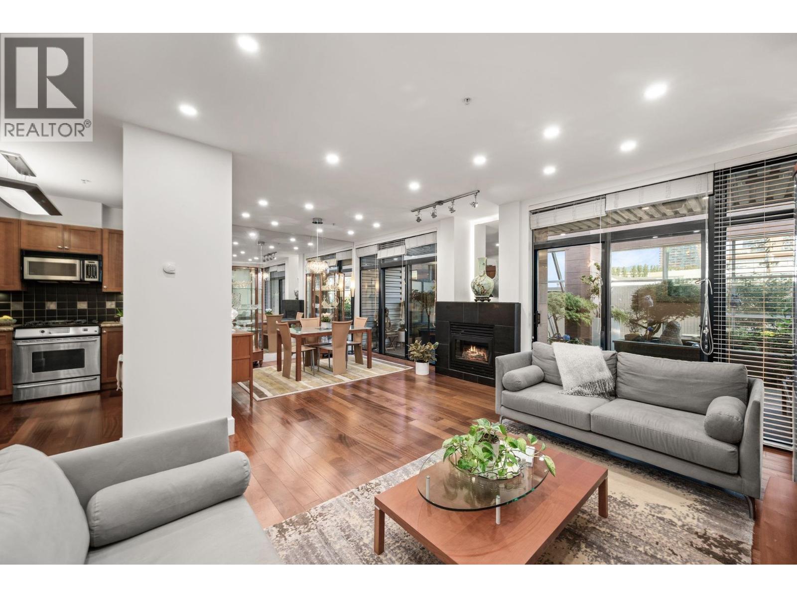 2 Bed, 2 Bath Apartment for Sale in Vancouver – 202 1750 W 2ND AVENUE, Vancouver – MLS# R3126374 - Image 7