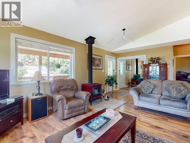 5687 GILLIES BAY RD ROAD - 19