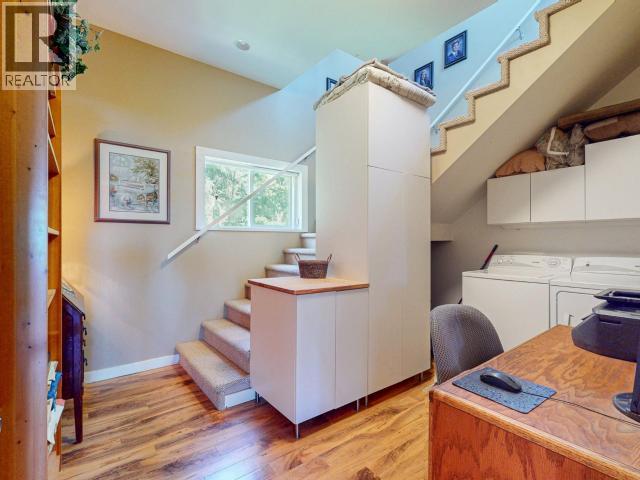 5687 GILLIES BAY RD ROAD - 23