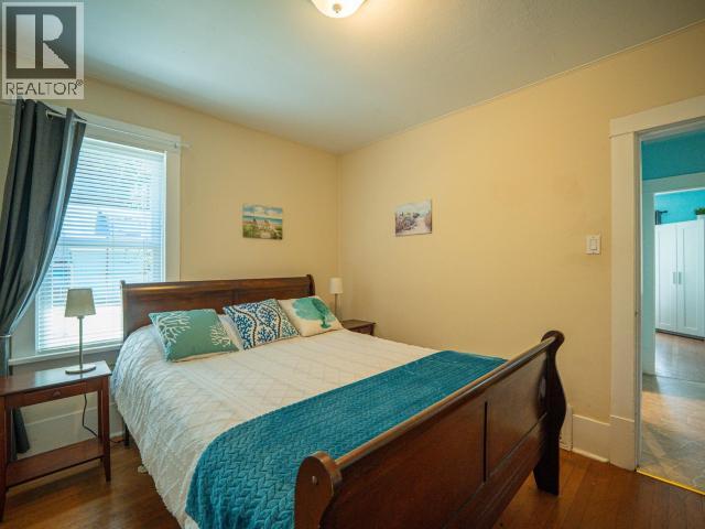 5687 GILLIES BAY RD ROAD - 56