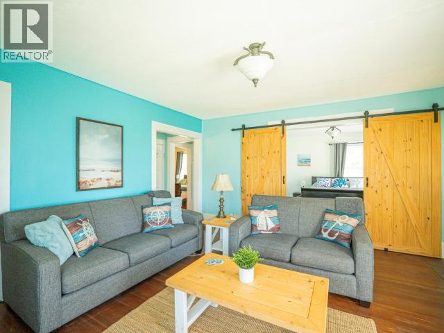 5687 GILLIES BAY RD ROAD - 52