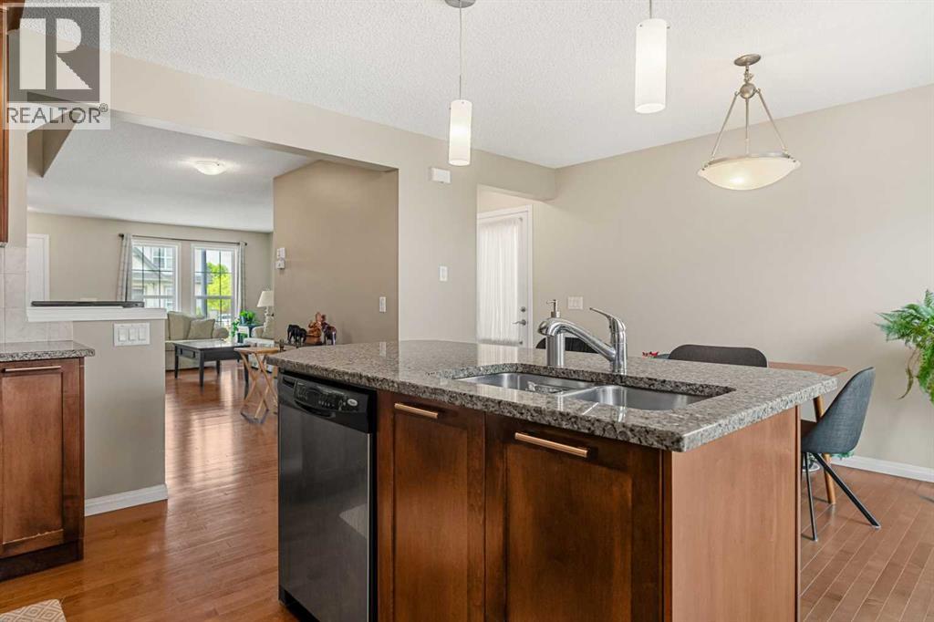 249 Elgin Meadows Park SE - 8