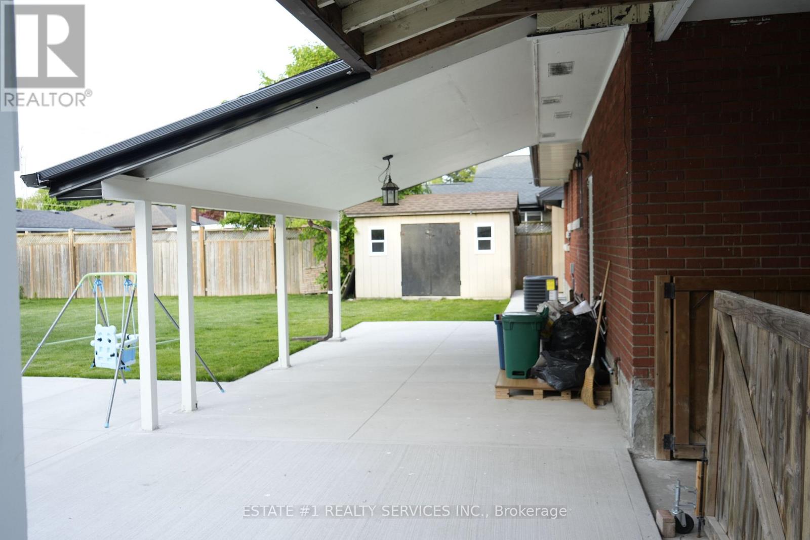 6671 RUSSELL STREET - 10