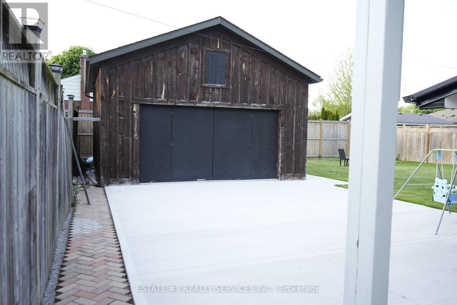 6671 RUSSELL STREET - 11