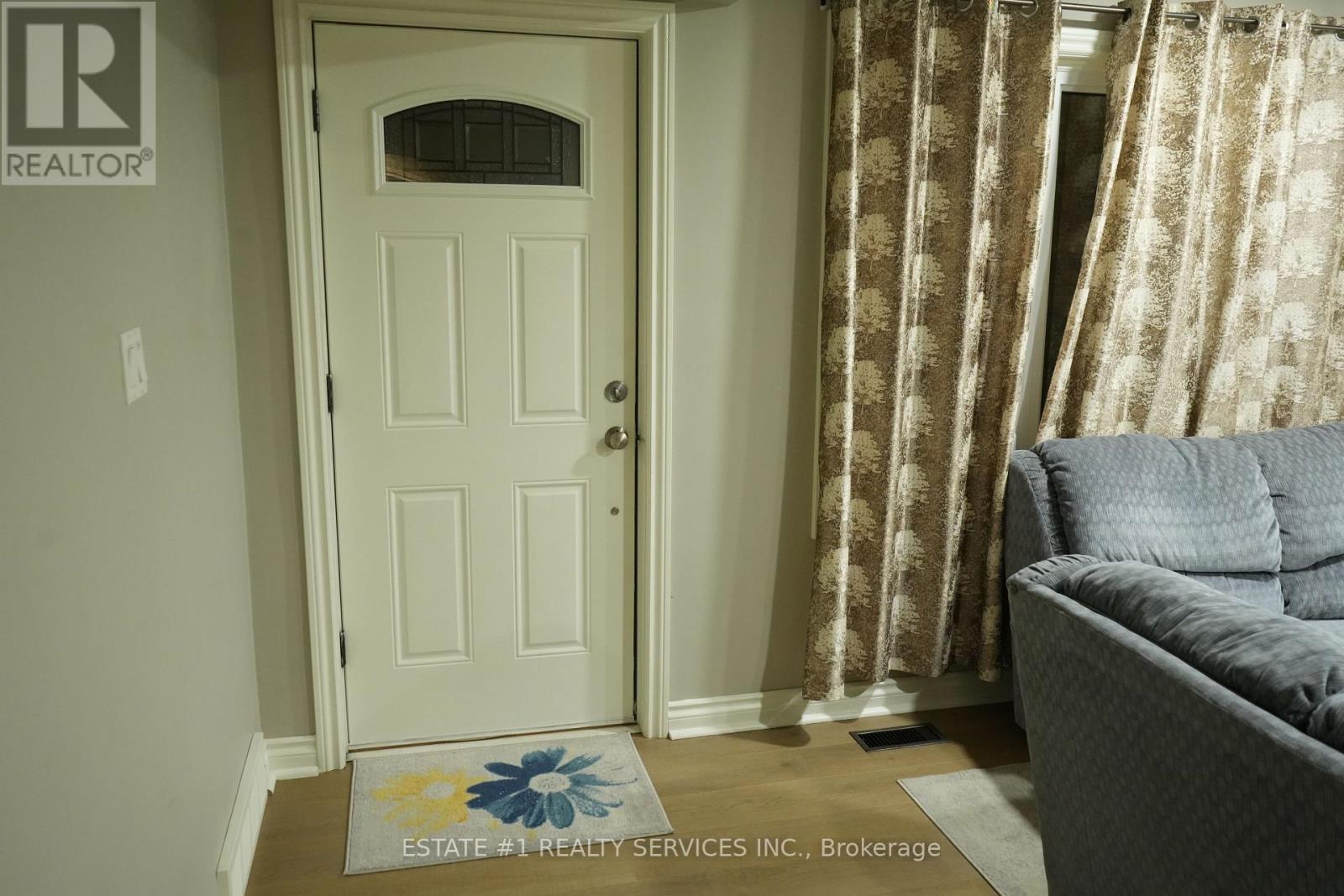 6671 RUSSELL STREET - 14