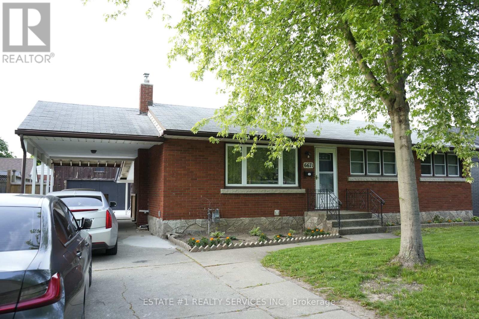 6671 RUSSELL STREET - 4