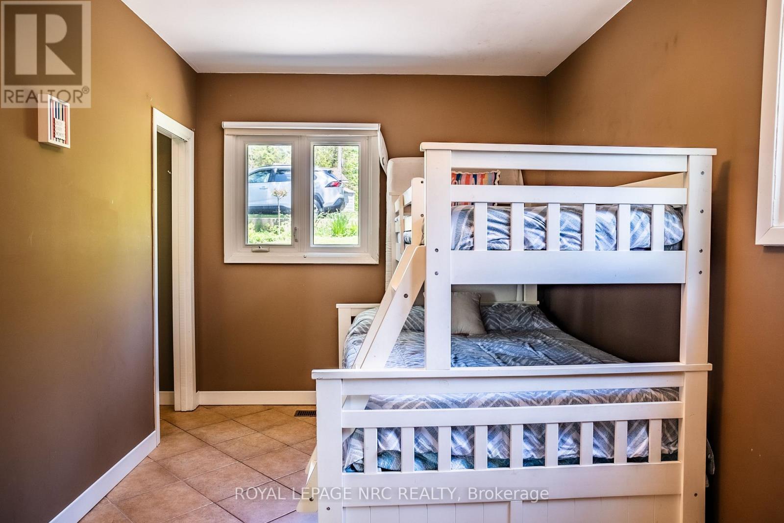 10245 CAMELOT DRIVE - 10