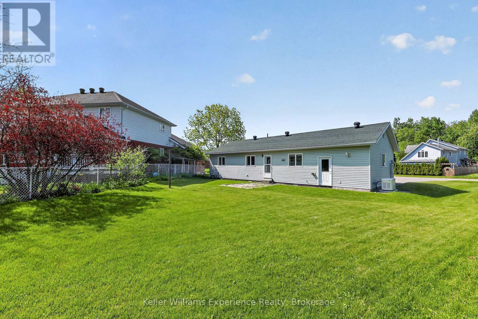 5 BRIDLE ROAD - 22