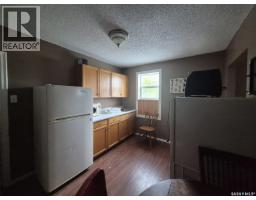 307 Railway Avenue, Springside, SK S0A3V0 Photo 13