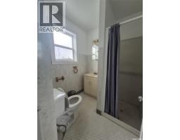 307 Railway Avenue, Springside, SK S0A3V0 Photo 17