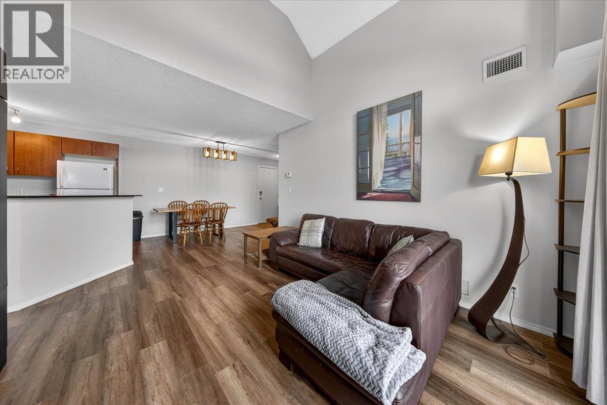 205 Third Avenue Unit# 3413, Invermere