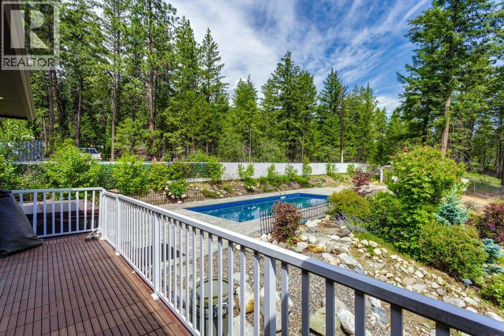 750 Firwood Road - 16