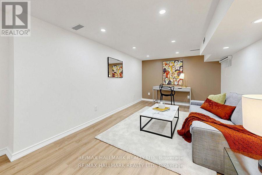 15 EASTDALE AVENUE - 28
