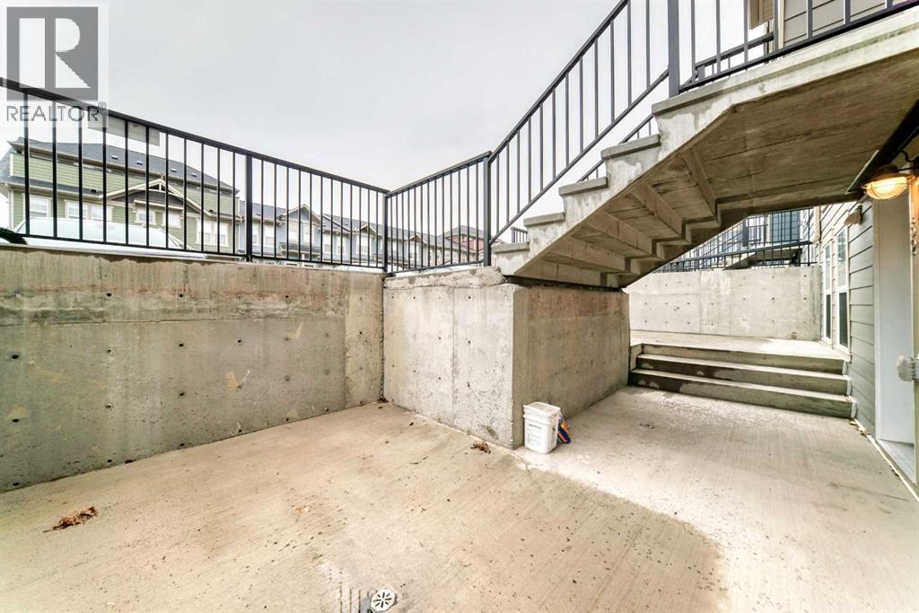 152 Cranbrook Square SE - 41