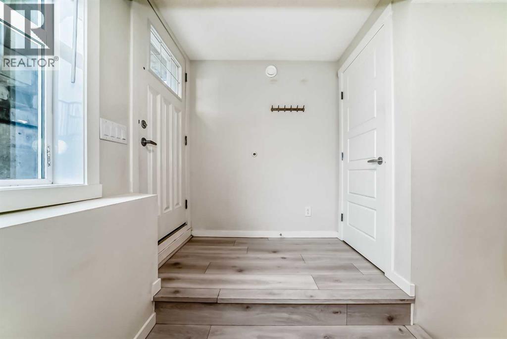 152 Cranbrook Square SE - 6