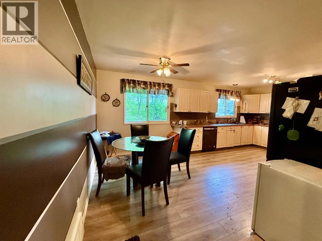 43365 Hwy 881 - 10