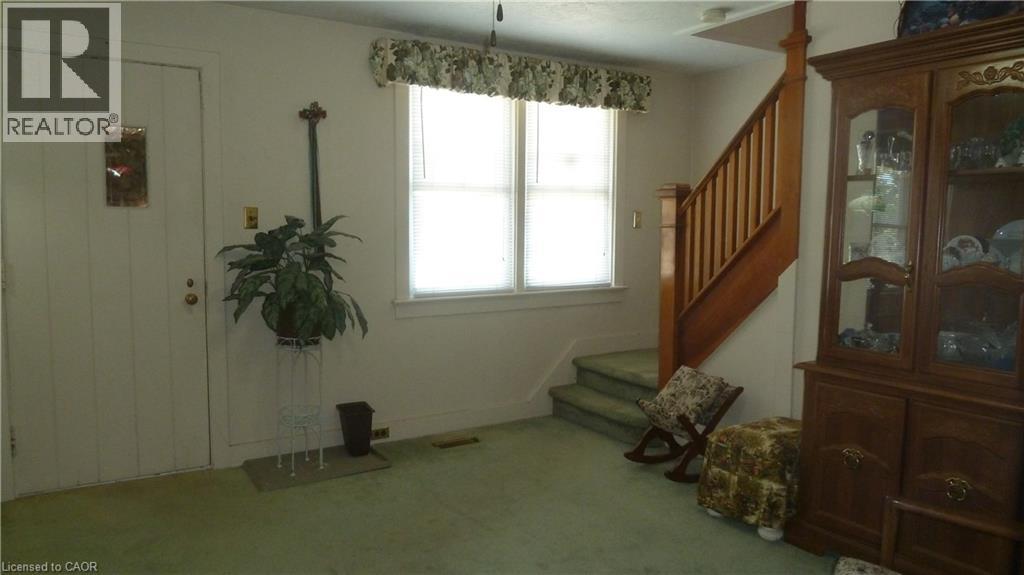 1023 WEBER Street E - 17
