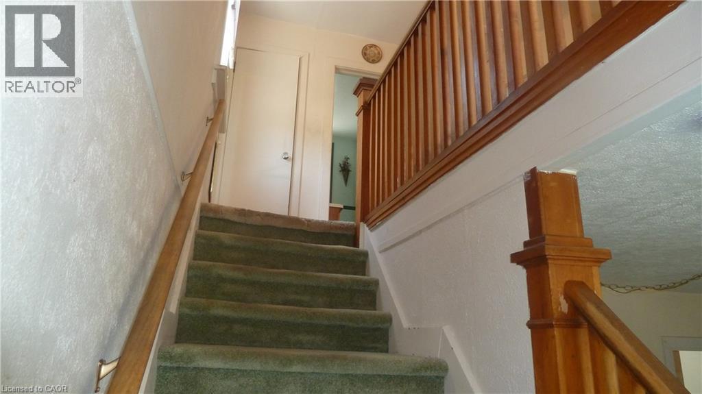 1023 WEBER Street E - 22