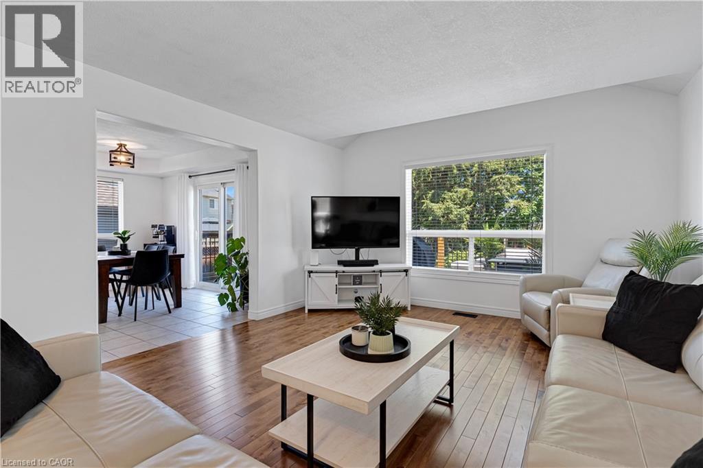 11 GOODWOOD Court - 16