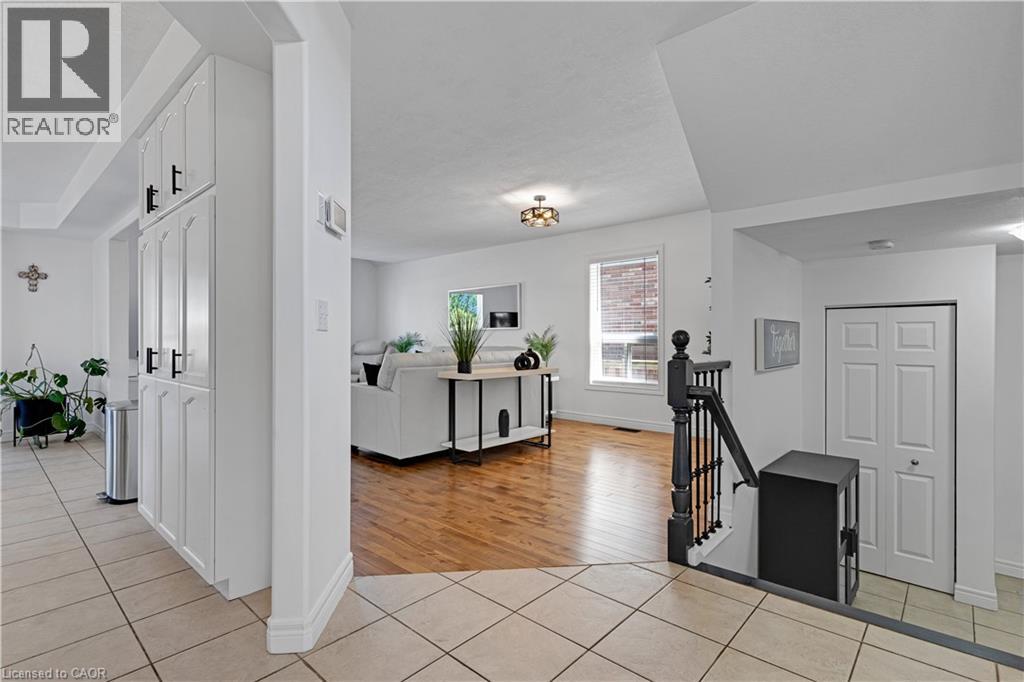11 GOODWOOD Court - 19
