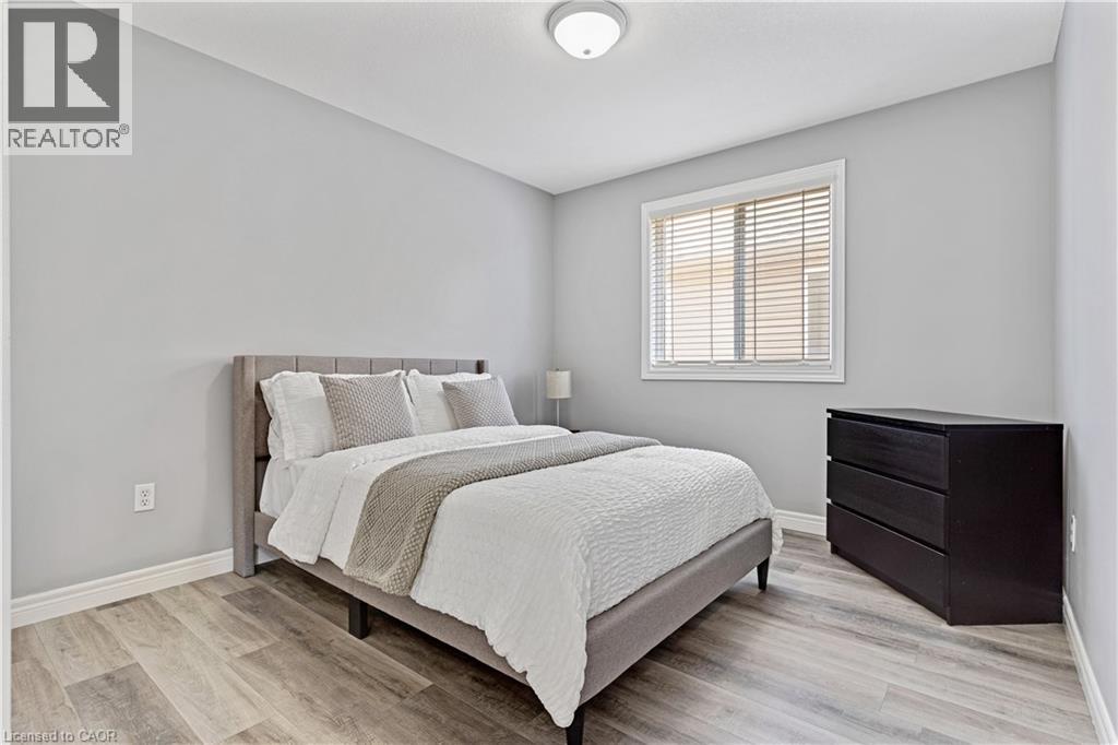 11 GOODWOOD Court - 30