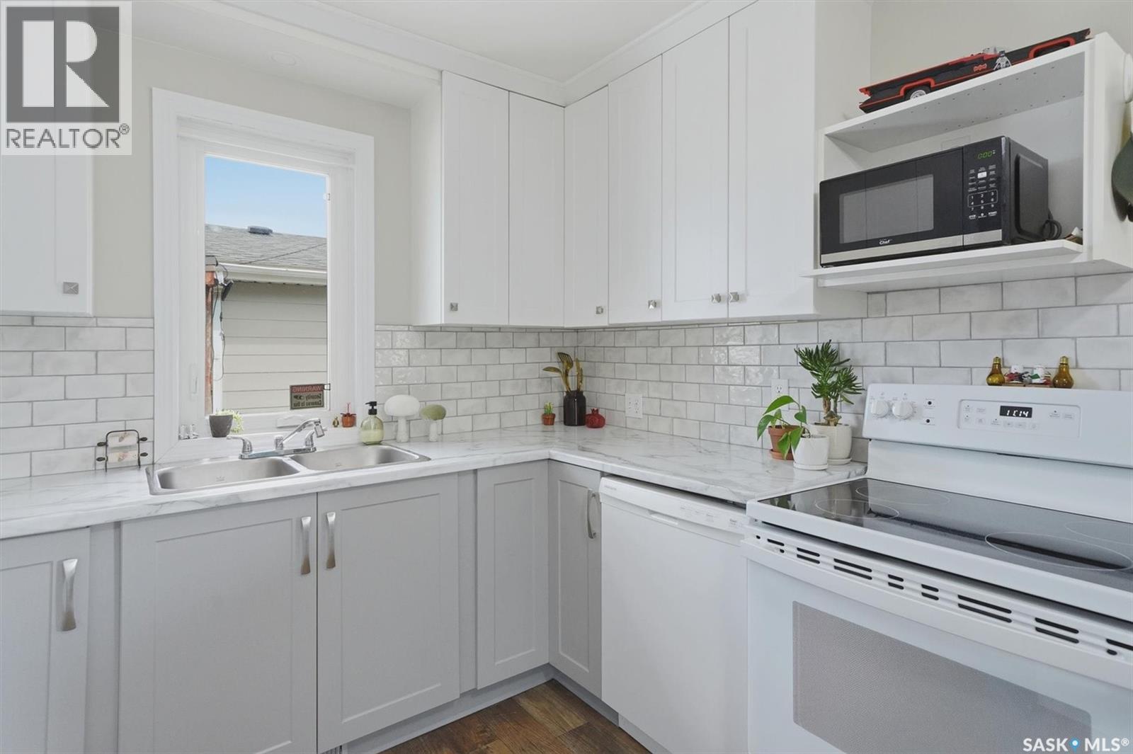 811 O AVENUE S - 5