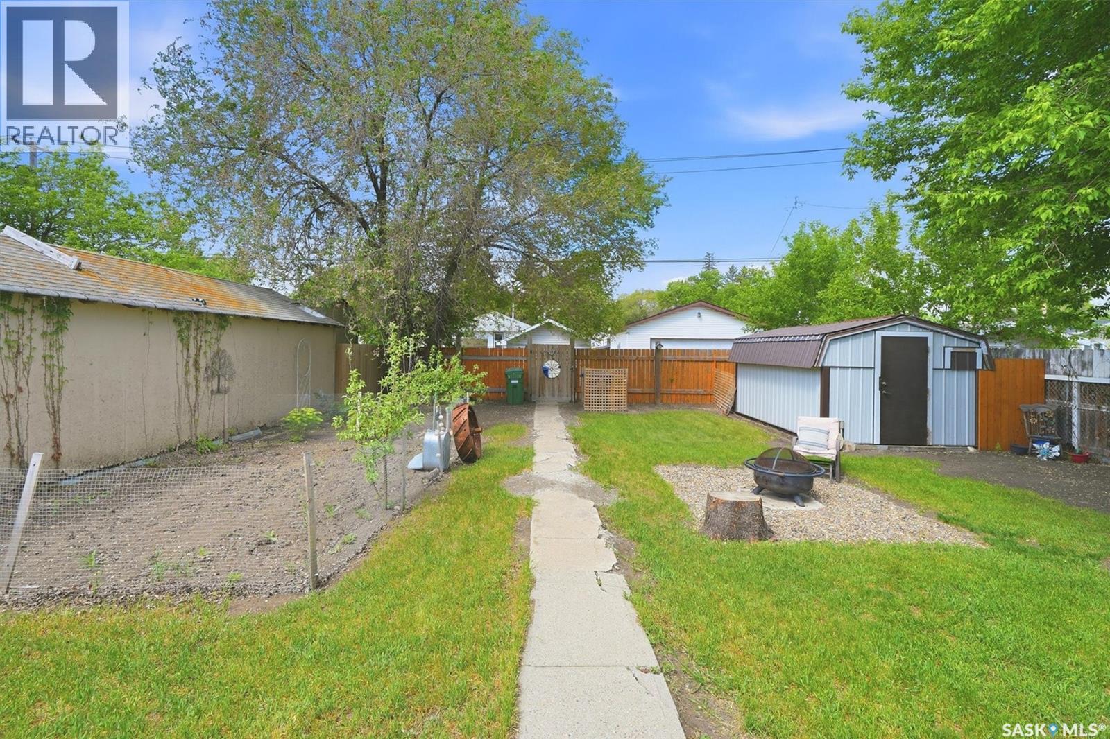 811 O AVENUE S - 27