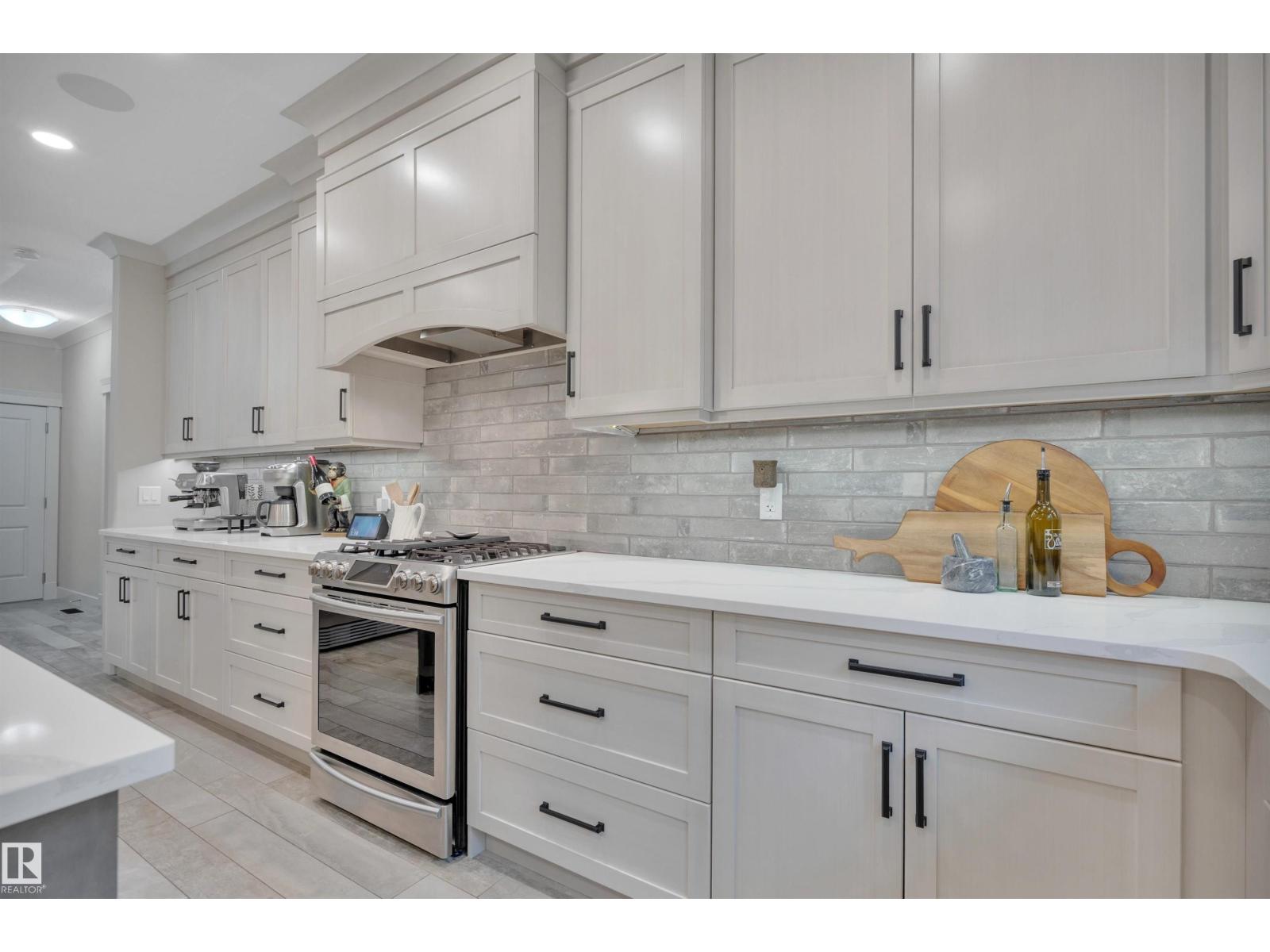 17 DILLWORTH CR — photo 12