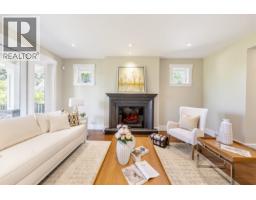 2645 Rosebery Avenue, West Vancouver, BC V7V3A3 Photo 7