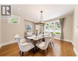 2645 Rosebery Avenue, West Vancouver, BC V7V3A3 Photo 8