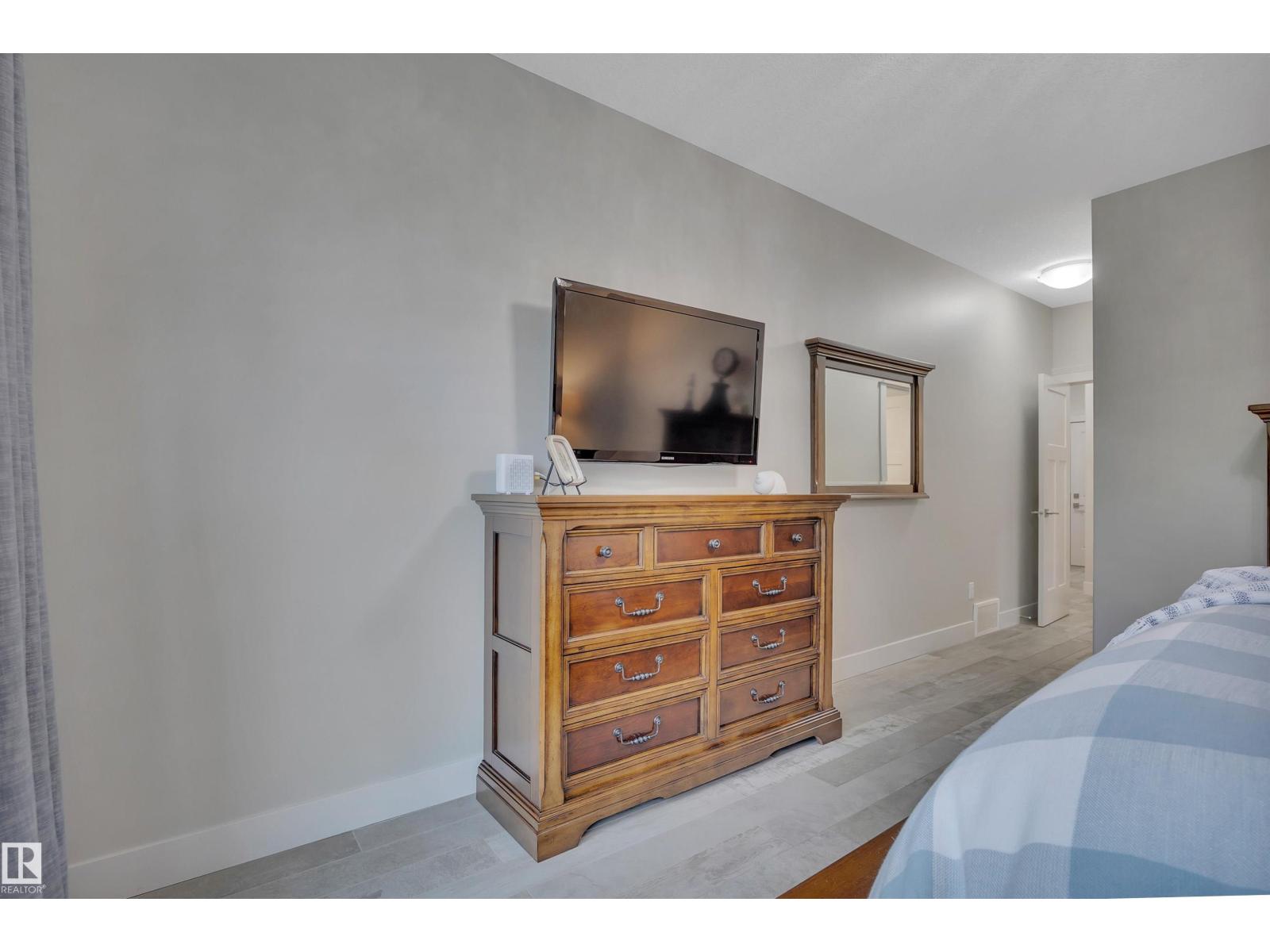 17 DILLWORTH CR — photo 34