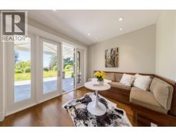2645 Rosebery Avenue, West Vancouver, BC V7V3A3 Photo 12
