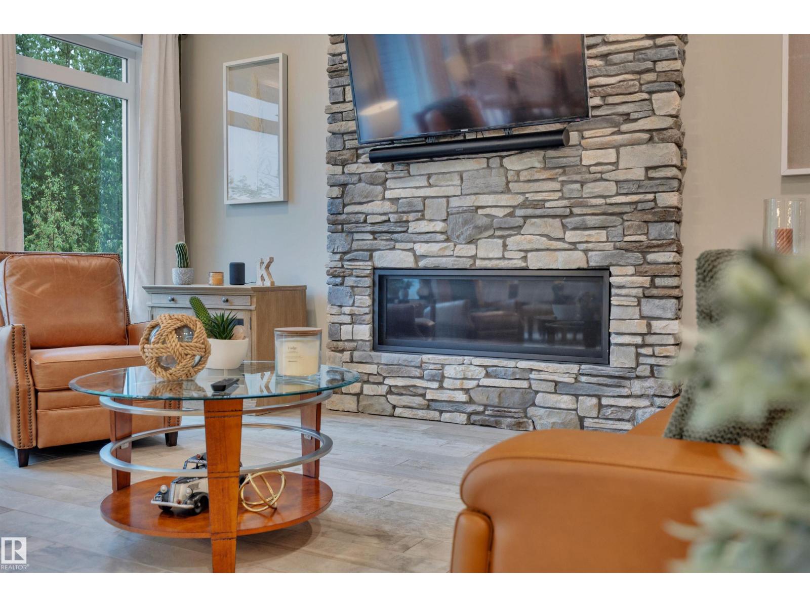 17 DILLWORTH CR — photo 24