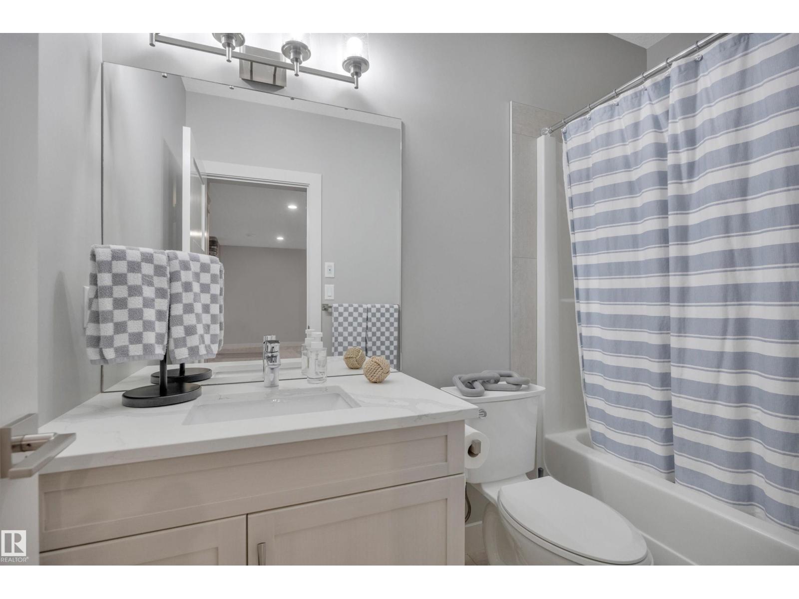 17 DILLWORTH CR — photo 50