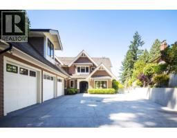 2645 Rosebery Avenue, West Vancouver, BC V7V3A3 Photo 35