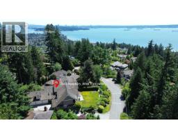 2645 Rosebery Avenue, West Vancouver, BC V7V3A3 Photo 37