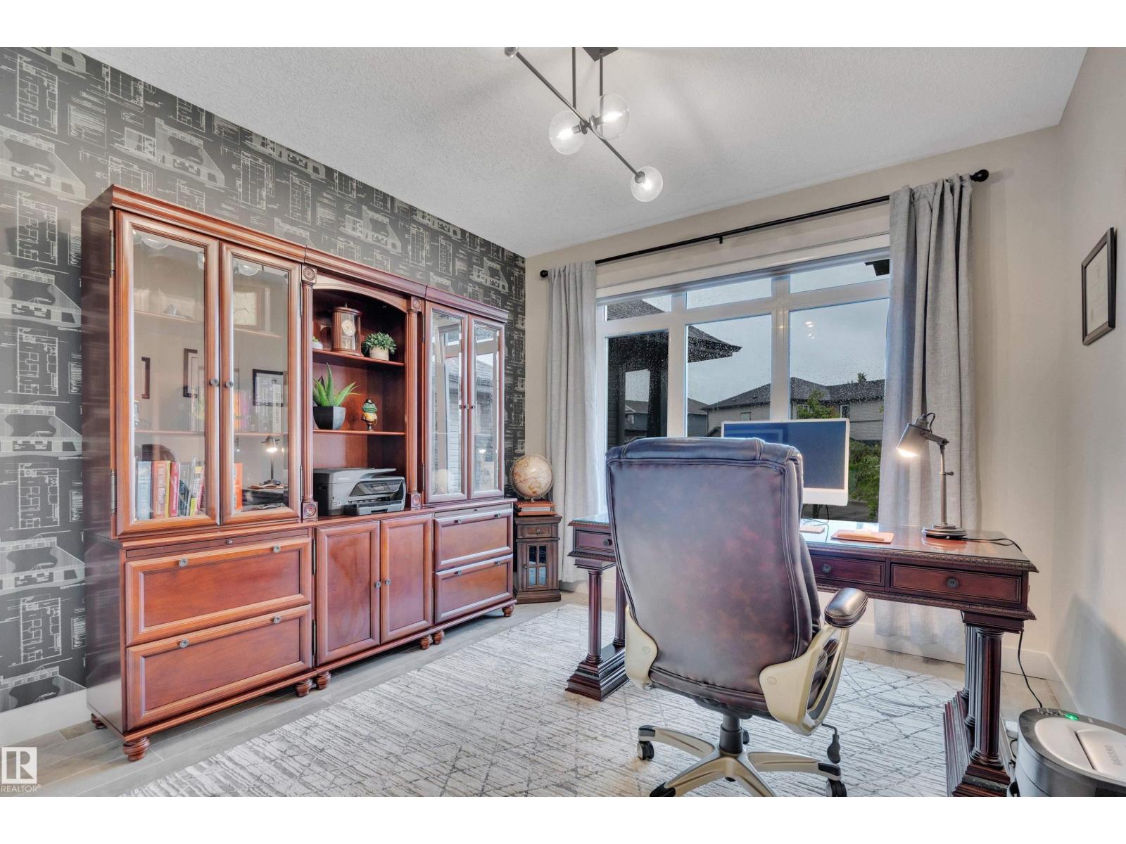 17 DILLWORTH CR — photo 28