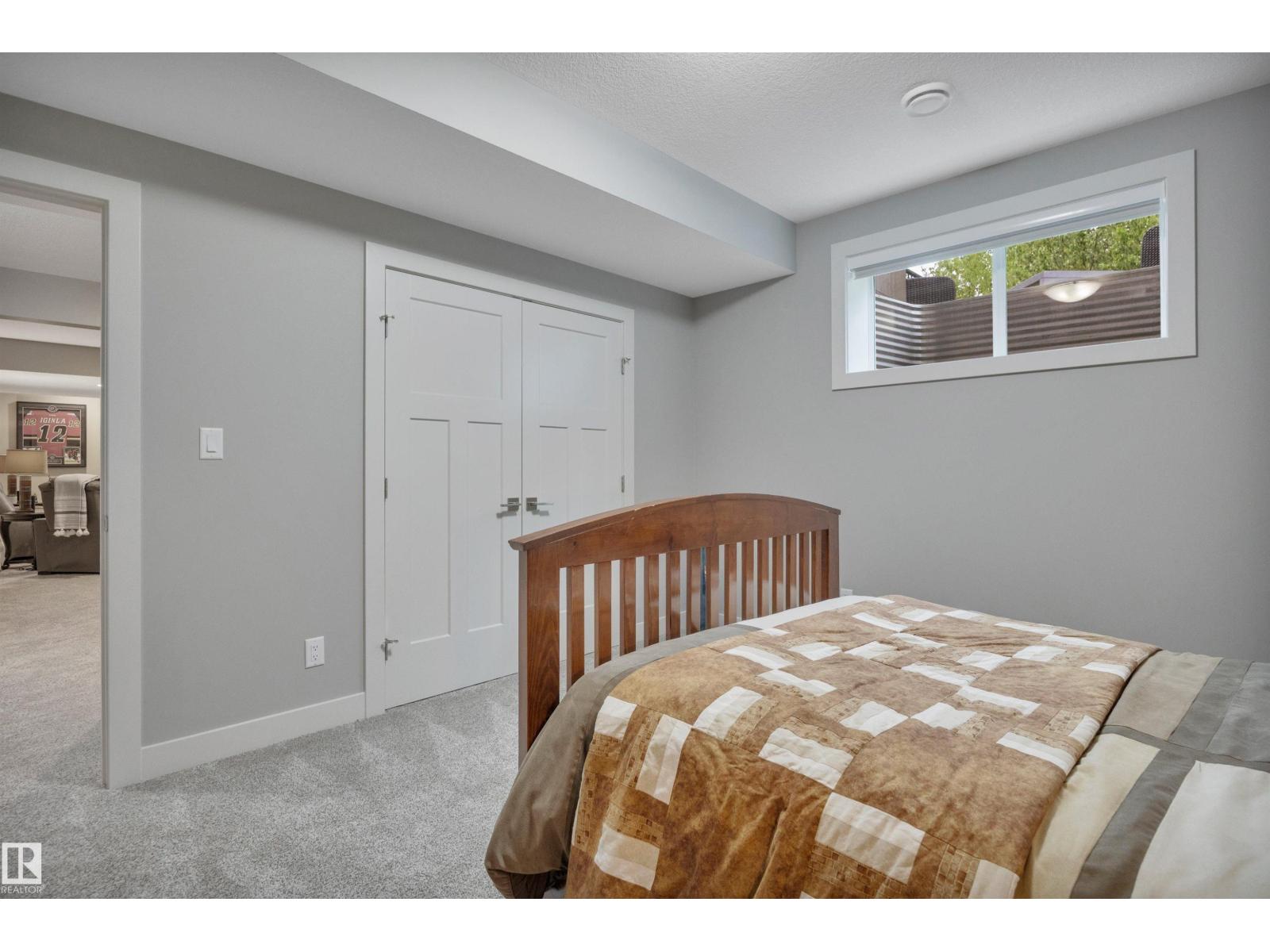17 DILLWORTH CR — photo 49
