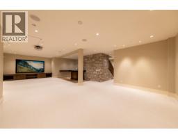 2645 Rosebery Avenue, West Vancouver, BC V7V3A3 Photo 30