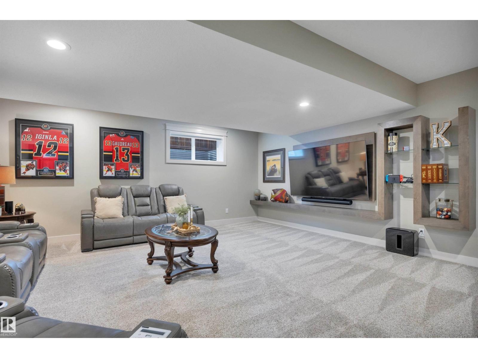 17 DILLWORTH CR — photo 43